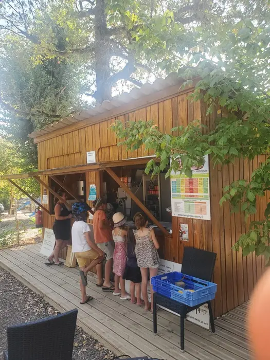 Des repas sur place au fil du séjour