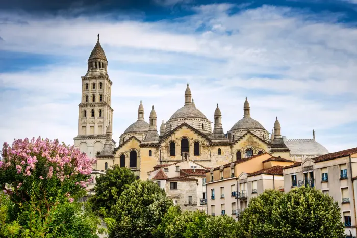Entre villages, patrimoine et vignobles