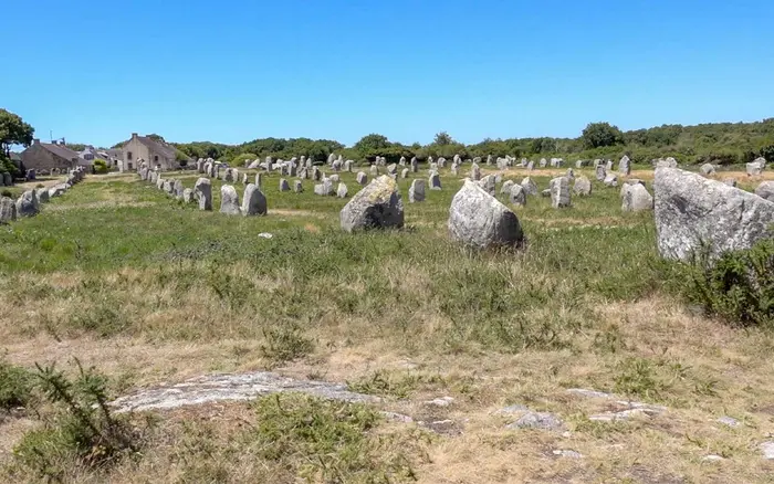 Carnac entre plages et patrimoine mégalithique