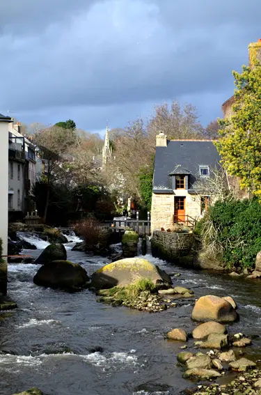 Entre villages, ports et patrimoine breton