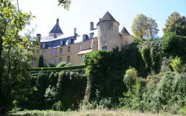 Village d'art, patrimoine et sentiers