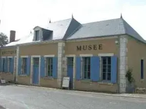 Village d'art, patrimoine et sentiers