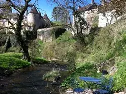 Village d'art, patrimoine et sentiers