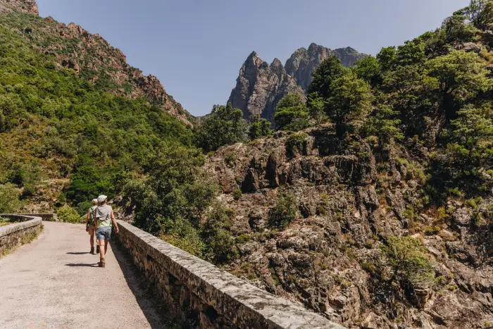 Entre villages corses et grands sites