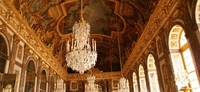Versailles, Thoiry et Paris à portée