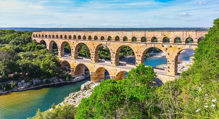 Tourisme aux alentours