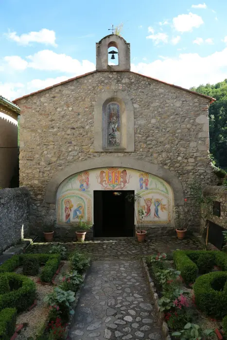 Patrimoine fortifié et nature du Canigou