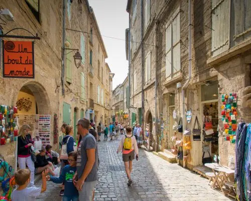 Villages, cirques et patrimoine autour