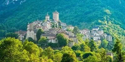 Aux portes des gorges et villages