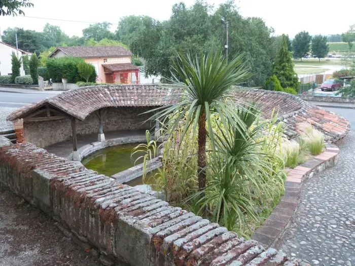 Lavoir Del Théron