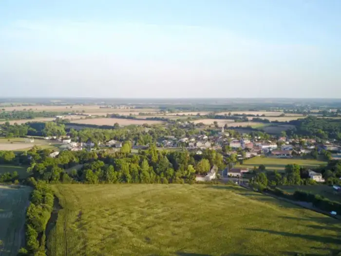 Village, balades et grandes visites