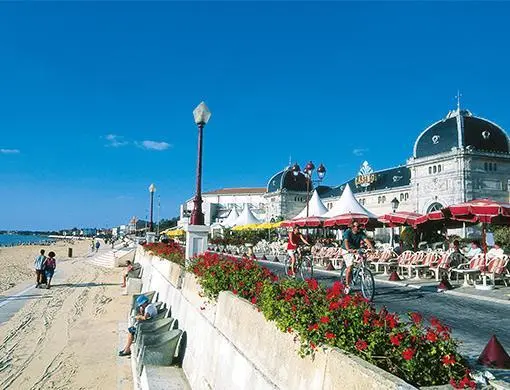 Entre cités maritimes et patrimoine côtier