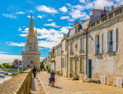 Entre cités maritimes et patrimoine côtier