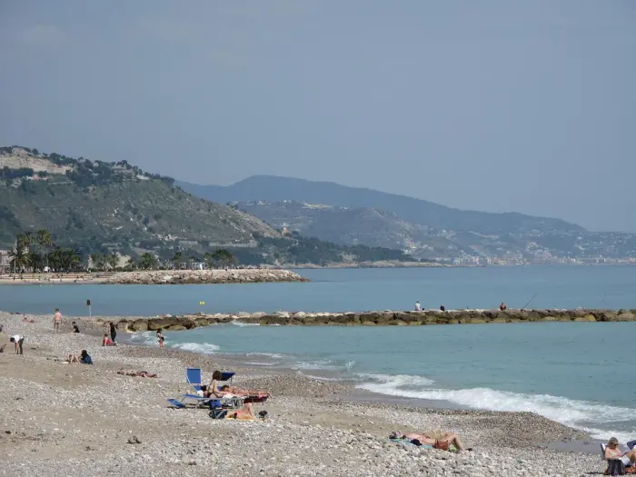 Plage de Menton