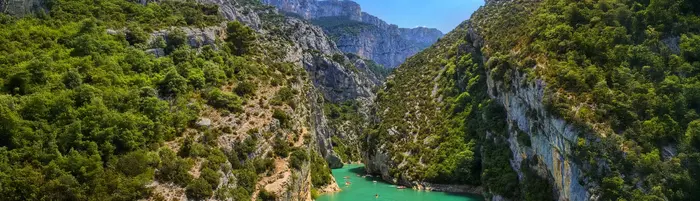 Verdon, lacs et villages provençaux