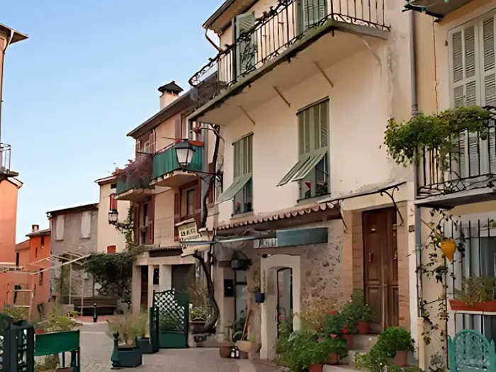 Gattières