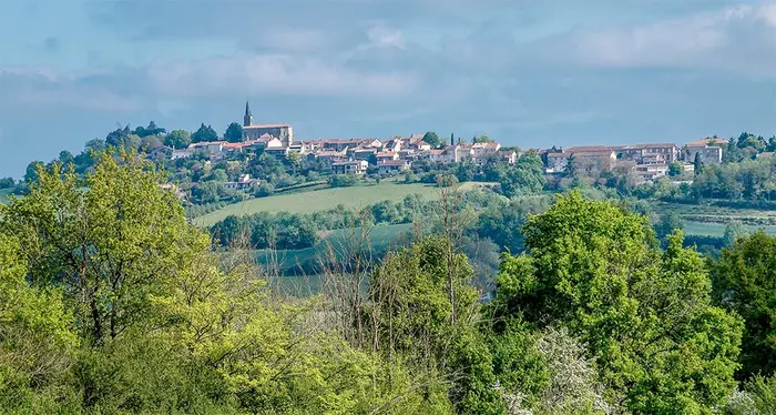 Villages, château et nature autour