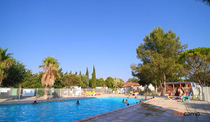 Camping - Aimargues - Languedoc-Roussillon - Bellevue