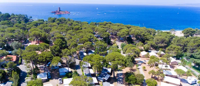 Camping - Agay - Provence-Alpes-Côte d'Azur - La Plage du Dramont
