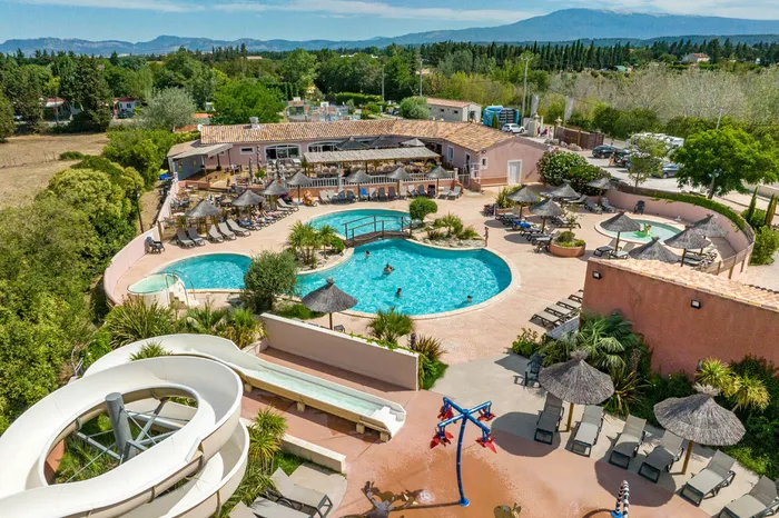 Camping - Pernes-les-Fontaines - Provence-Alpes-Côte d'Azur - Les Fontaines