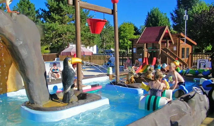 Camping - Saint-Père-sur-Loire - Grand Centre - Le Jardin de Sully