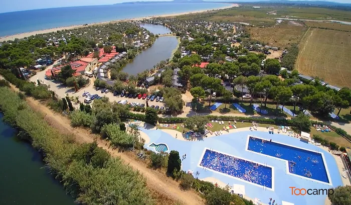 Camping - Castelló d' Empúries - Costa Brava - Laguna