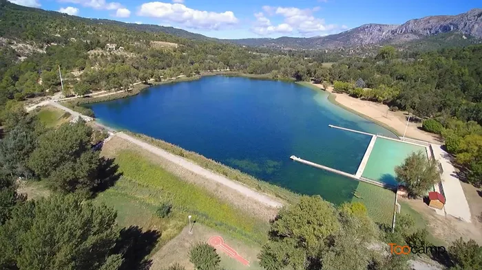 Camping - Moustiers-Sainte-Marie - Provence-Alpes-Côte d'Azur - Le Petit Lac