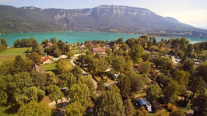 Camping - Saint-Alban-de-Montbel - Rhône-Alpes - Le Sougey