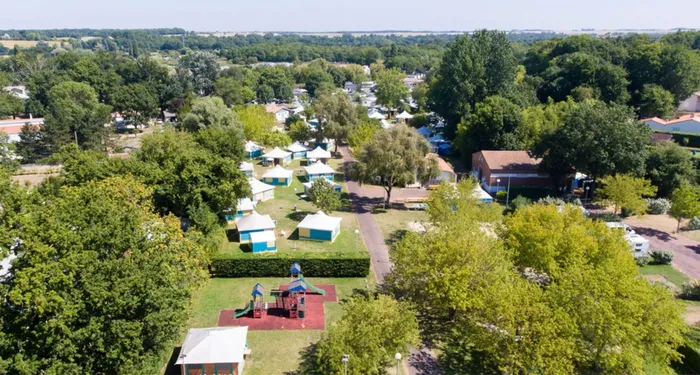 Camping - Saint-Georges-de-Didonne - Poitou-Charentes - Les Bains Salés
