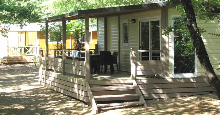 Camping - Vogüé - Rhône-Alpes - Les Chênes Verts