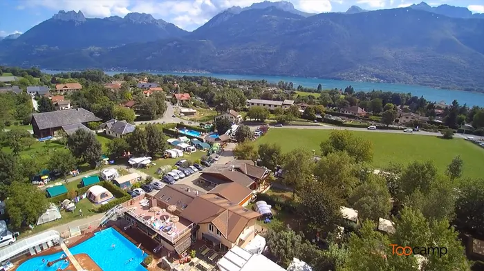 Camping - Lathuile - Rhône-Alpes - Les Fontaines