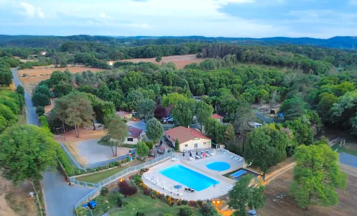 Camping - Tourtoirac - Aquitaine - Les Tourterelles