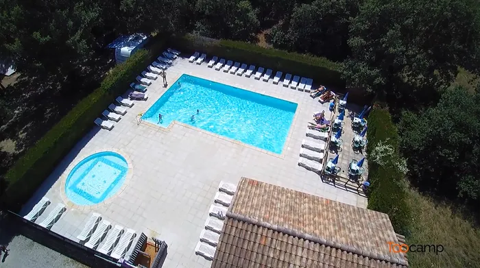 Camping - Grignan - Rhône-Alpes - Les Truffières