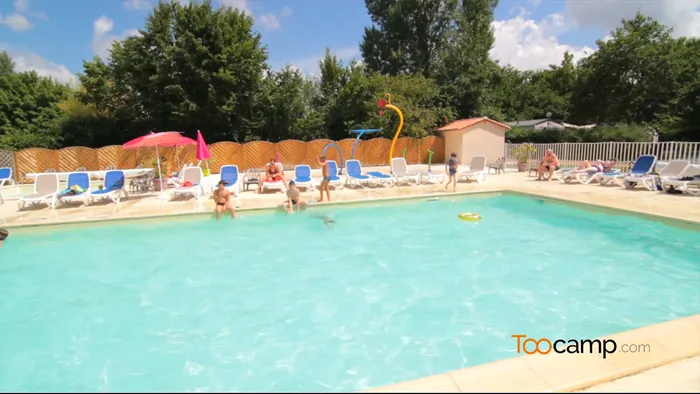 Camping - Brantôme - Aquitaine - Peyrelevade