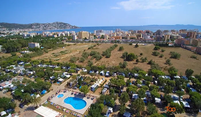 Camping - Rosas - Costa Brava - Rodas