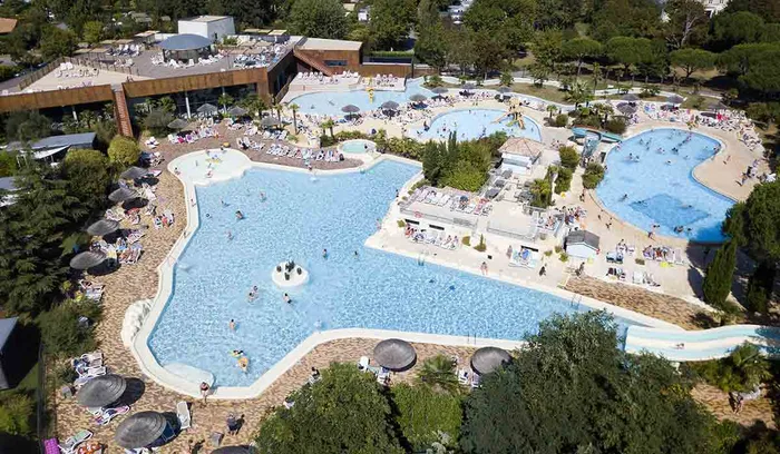 Camping - Saint-Just-Luzac - Poitou-Charentes - Séquoïa Parc