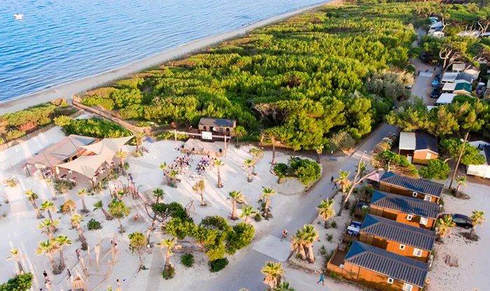 Camping - Hyères - Provence-Alpes-Côte d'Azur - Camping Les Salines - îlot Eurosurf