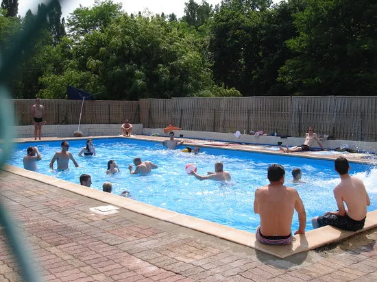 Camping - Le Change - Aquitaine - Camping d'Auberoche
