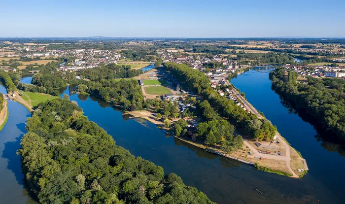 Camping - Decize - Bourgogne - Camping des Halles