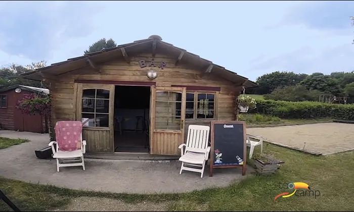 Camping - Eymoutiers - Limousin - Naturiste Domaine des Monts de Bussy