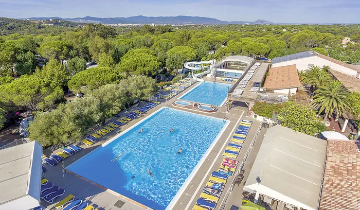 Camping - Saint-Raphaël - Provence-Alpes-Côte d'Azur - Douce Quiétude