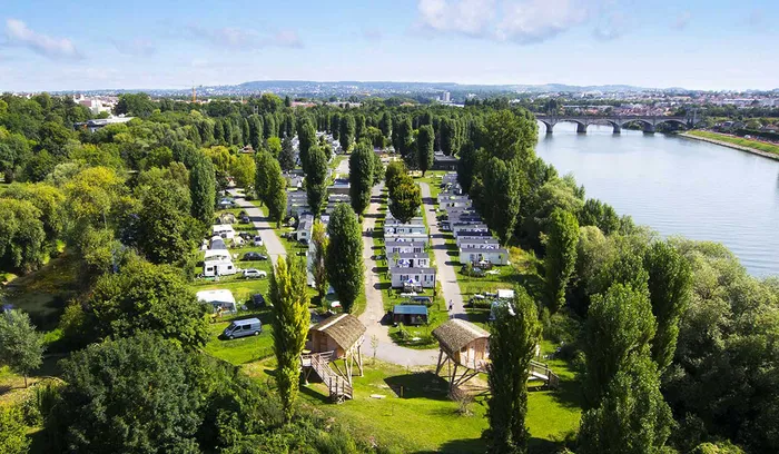 Camping - Maisons-Laffitte - Ile de France - International de Maisons-Laffitte