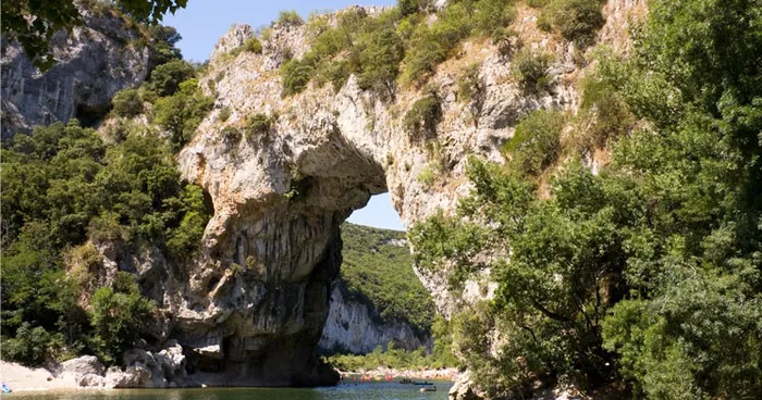 Camping - Barjac - Languedoc-Roussillon - La Buissière