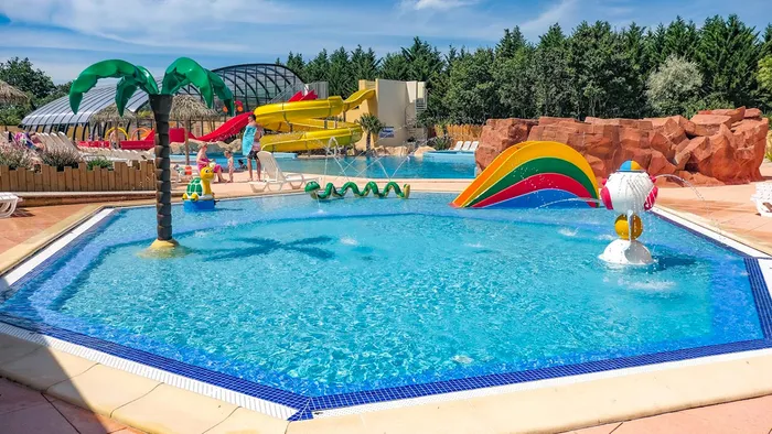 Camping - Saint-Julien-des-Landes - Pays de Loire - Village de la Guyonnière
