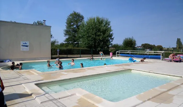 Camping - Villeneuve-les-Genêts - Bourgogne - Le Bois Guillaume