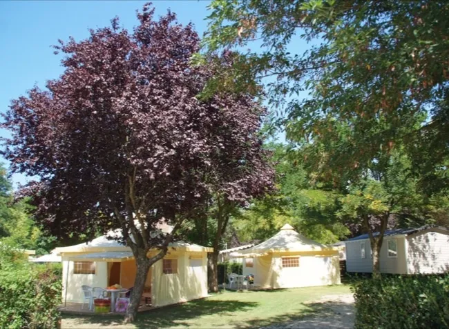 Camping - Hauterives - Rhône-Alpes - Le Château