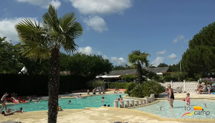 Camping - Sampzon - Rhône-Alpes - Le Riviera