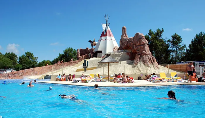 Camping - Saint-Jean-de-Monts - Pays de Loire - Les Genêts