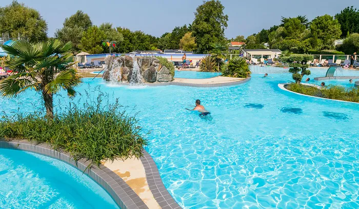 Camping - Saint-Georges-d'Oléron - Poitou-Charentes - Les Grosses Pierres