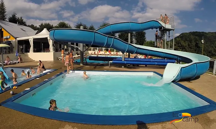 Camping - Murol - Auvergne - L'Europe